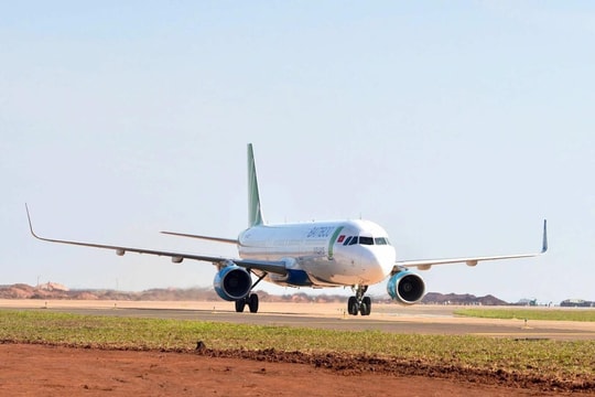 Vietnam Airlines, Vietjet Air, Bamboo Airways hạ cánh khai trương sân bay Long Thành sáng 19/12/2025