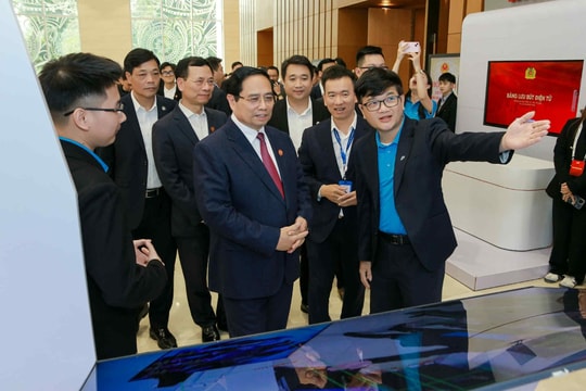 Doanh nghiệp đồng hành cùng Chính phủ thúc đẩy chuyển đổi số quốc gia tại Hội nghị sơ kết triển khai Nghị quyết 57-NQ/TW và Đề án 06