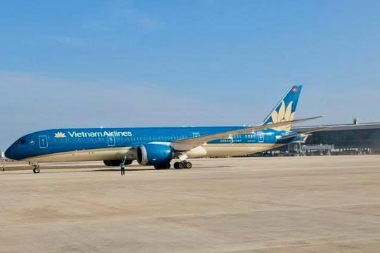 Vietnam Airlines thực hiện chuyến bay chở khách đầu tiên tại Sân bay Long Thành
