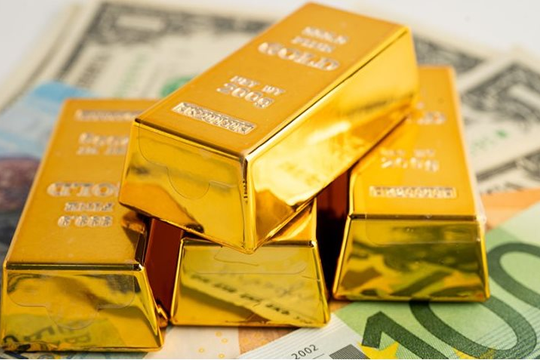 Đột kích tư gia nữ kế toán, tịch thu 18,8 kg vàng trị giá 70 tỷ đồng, 14 tỷ đồng tiền mặt ‘chất như núi’, 2 xe Audi