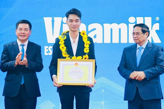 Vinamilk được bộ công thương vinh danh doanh nghiệp xuất khẩu tiêu biểu