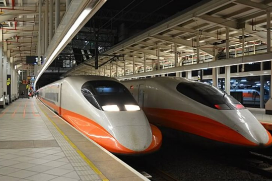 Sau Trung Quốc, một quốc gia vừa làm đoàn tàu cao tốc nhanh thứ 2 thế giới: Tốc độ 407 km/h, ngang đi Hà Nội - TP.HCM chỉ 4 tiếng