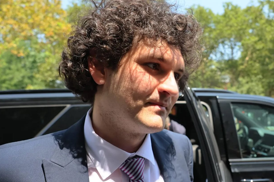 Bất ngờ cuộc sống hiện tại của trùm lừa đảo tiền số Sam Bankman-Fried: Tư vấn luật, đưa lời khuyên đầu tư tiền số cho các bạn tù