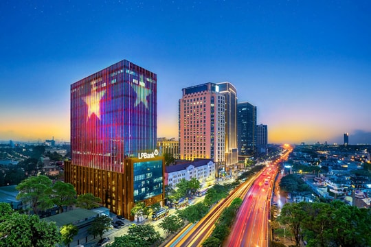 Ông Hồ Nam Tiến trở thành Chủ tịch HĐQT LPBank thay ông Nguyễn Đức Thụy