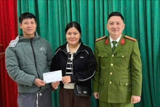 Tài khoản không sử dụng nhiều năm đột nhiên nhận gần 74 triệu đồng chuyển khoản: Công an nhận tin báo, yêu cầu rút toàn bộ số tiền