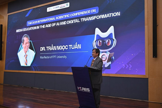 Gần 200 chuyên gia trong và ngoài nước bàn về đào tạo truyền thông thời AI