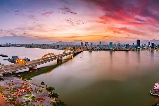 Lọt nhóm 32 nền kinh tế lớn nhất thế giới 2025, chuyên gia quốc tế dự báo thời điểm quy mô GDP Việt Nam sẽ vượt mốc 1.000 tỷ USD không còn xa?