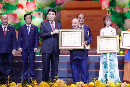 Anh hùng Lao động hơn 90 tuổi: Mỗi năm 3 đề tài nghiên cứu, trực tiếp điều hành DN cơ khí tại Lào Cai, mỗi ngày làm từ 5 giờ sáng đến đêm