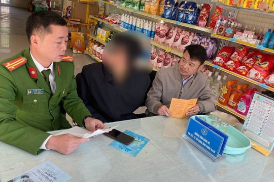 Phát hiện cụ ông 82 tuổi rút sổ tiết kiệm 110 triệu đồng trước kỳ hạn để chuyển khoản cho Lê Thị Thanh: Công an lập tức vào cuộc, yêu cầu xác minh