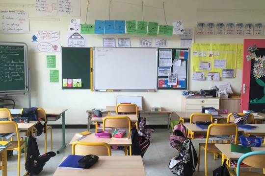 Buồn của nền kinh tế lớn thứ 2 EU: Trường học đóng cửa vì vỏn vẹn 3 học sinh, 5.000 trường ‘biến mất’ sau 13 năm, số học sinh ‘sụt không phanh’, chuyện gì đây?