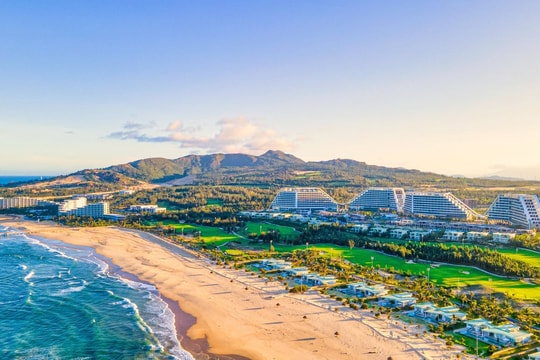 FLC đặt mục tiêu lãi 635 tỷ đồng cho mảng bất động sản, cổ phiếu rục rịch trở lại sàn đầu năm 2026