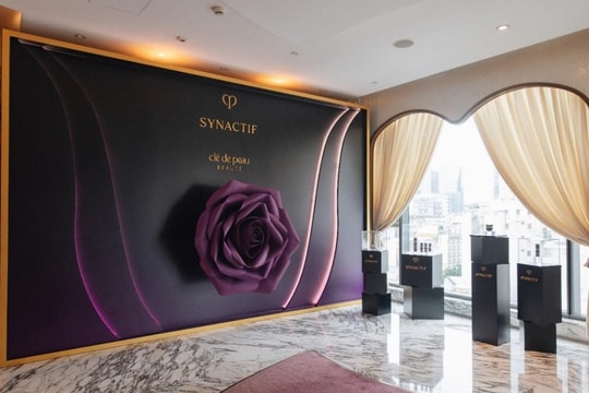 Synactif - Thời khắc của những đoá hồng