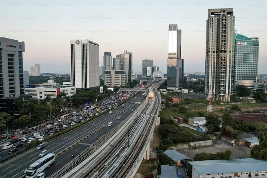 Tỷ giá giảm, nước Đông Nam Á này lo về "núi" nợ đang mang