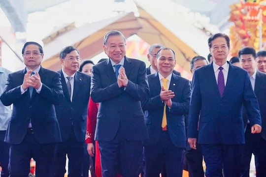 Việt Nam thiết lập một kỷ lục hơn 5 triệu tỷ vào 3 ngày đặc biệt