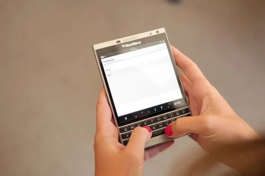 Khai tử suốt bao năm, sao dân tình vẫn cứ "ngày đêm phát cuồng" với BlackBerry – Người Việt không ngoại lệ?