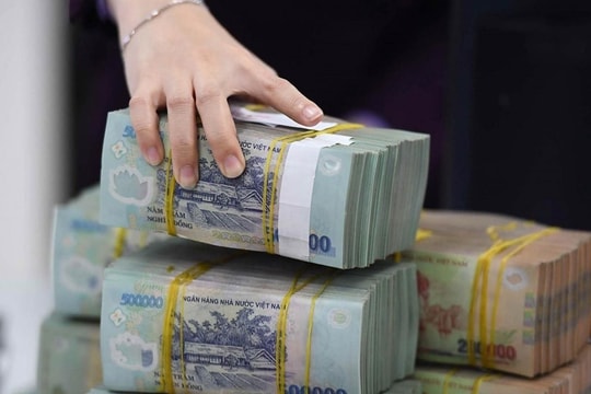 Tài chính tuần qua: NHNN siết điều kiện góp vốn, mua cổ phần của tổ chức tín dụng; Sacombank nợ xấu cao quay trở lại