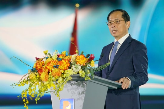 Doanh thu 290.000 tỷ, Petrolimex nhận nhiệm vụ quan trọng từ Tổng Bí thư Tô Lâm nhân lễ kỷ niệm 70 năm