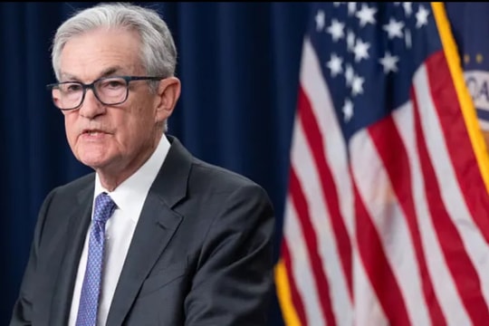 NÓNG: Điều tra hình sự Chủ tịch Fed Jerome Powell
