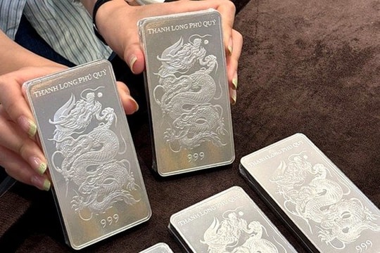 Giá bạc lập đỉnh đầu năm, chạm ngưỡng 86 triệu đồng/kg