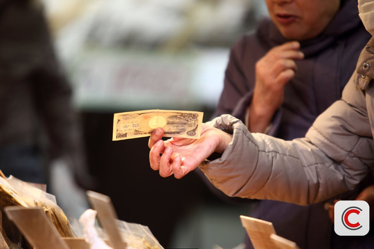 Nhật Bản đối mặt rủi ro 2 nghìn tỷ USD ‘đóng băng’ vì sa sút trí tuệ: Khi gần nửa GDP nền kinh tế nằm trong tay các cụ già