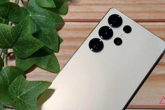 Phóng viên công nghệ: "Từng chê Galaxy S25 Ultra thậm tệ, tôi bất ngờ chuyển sang khen sau 1 năm sử dụng"