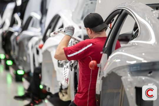 100.000 lao động bị sa thải: Cơn địa chấn của ngành xe hơi Châu Âu trước đối thủ Trung Quốc