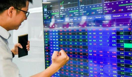 CTCK chỉ ra 4 nhóm ngành có thể hưởng lợi từ Nghị quyết 79 