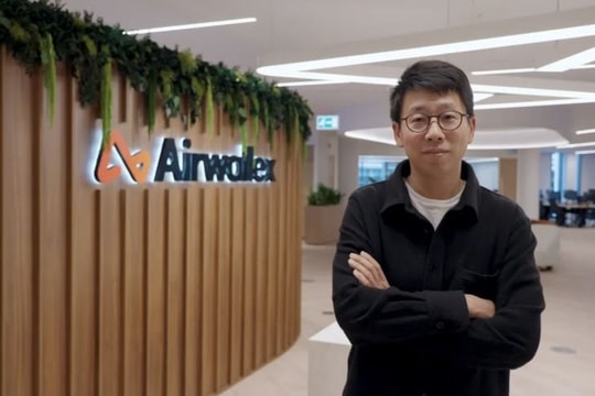 Từng làm 4 công việc lao động phổ thông để mưu sinh, CEO fintech kể hành trình xây dựng đế chế tài chính 8 tỷ USD