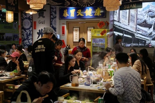 Trung Quốc tung loạt chính sách mới để cứu cầu nội địa, giảm lệch pha cung cầu