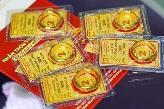 Giá vàng ở Việt Nam đột ngột tăng mạnh, bứt tốc tiến sát mốc kỷ lục chưa từng có trong lịch sử