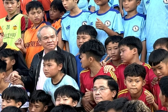 Bầu Đức treo thưởng 3 tỷ đồng nếu U23 Việt Nam thắng U23 Hàn Quốc