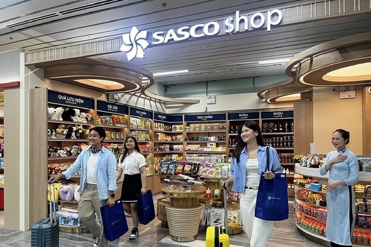 Công ty hàng không 5.000 tỷ bùng nổ lợi nhuận: Lãi một quý bằng cả 3 quý đầu năm, cổ phiếu tăng 32%