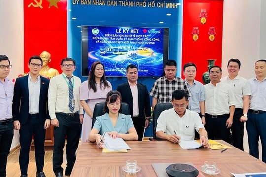 VPBank đưa ‘Chạm & đi’ đến hàng triệu chuyến giao thông công cộng TP.HCM