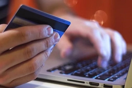 Phát hiện tài khoản của người đàn ông SN 1995 phát sinh 120.000 giao dịch/năm với tổng số tiền 550 tỷ đồng, công an khẩn trương điều tra