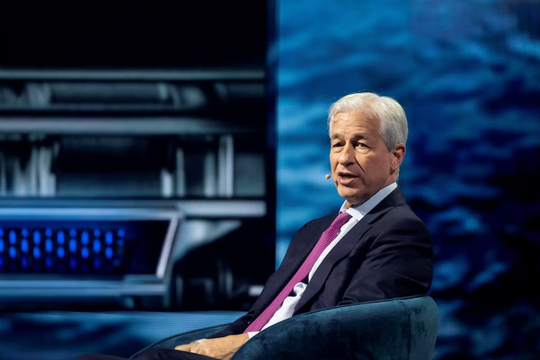 Ông Trump kiện ngân hàng lớn nhất nước Mỹ và CEO Jamie Dimon, giới tài chính Mỹ dậy sóng