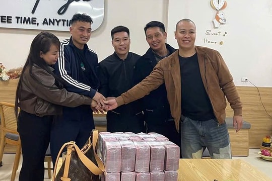 Phát hiện bao tải xi măng chứa 20 cọc tiền tổng trị giá 1 tỷ đồng trên cao tốc hướng Ninh Bình - Hà Nội