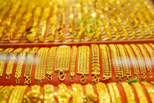 Giá vàng tuần qua 19–25/1: Liên tục lập đỉnh mới, tăng gần 10 triệu đồng/lượng
