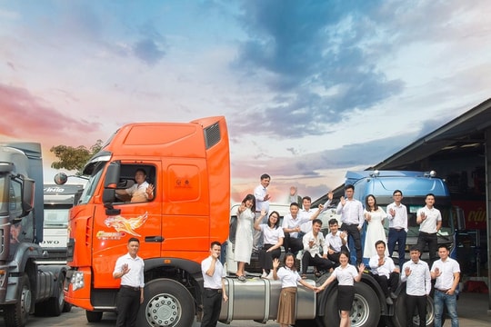 Công ty xe tải báo lãi quý 4 cao gấp 20 lần cùng kỳ, cổ phiếu tăng kịch trần