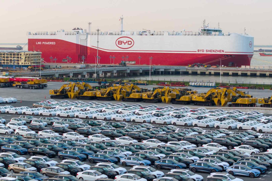 Hơn 8 triệu ô tô Trung Quốc "phủ sóng" toàn cầu: Việt Nam nhập khẩu bao nhiêu?