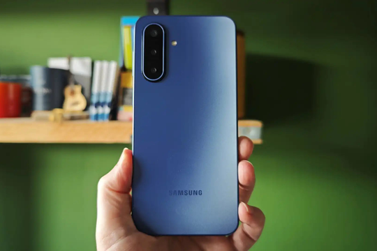 Mẫu máy giá 5 triệu nhưng “đáng giá gấp 5 lần” của Samsung: Xứng đáng được biết đến nhiều hơn cả S25 Ultra