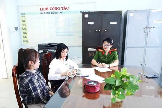 Đến ngân hàng BIDV rút 132 triệu đồng tiền mặt, người phụ nữ bất ngờ nhận thêm 100 triệu đồng: Công an lập tức vào cuộc xác minh