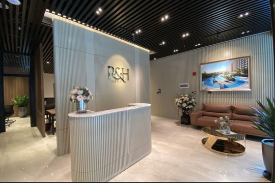 R&H Group bị Ủy ban Chứng khoán Nhà nước xử phạt