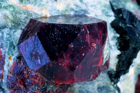 Chuyên gia Mỹ thừa nhận: Kể cả nắm trong tay 36 triệu tấn 'kho báu' trị giá đến gần 20 nghìn tỷ USD, Mỹ vẫn đi sau Trung Quốc