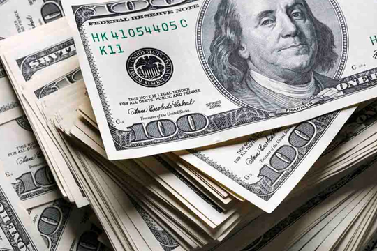 Tổng thống Trump truyên bố ‘đồng USD đang có diễn biến rất tốt’, nhưng thị trường lại tháo chạy: Chuyện gì đang xảy ra?