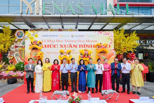 Thành viên hệ sinh thái của tỷ phú Nguyễn Thị Phương Thảo ra mắt đường hoa 5 tỷ tại cửa ngõ sân bay