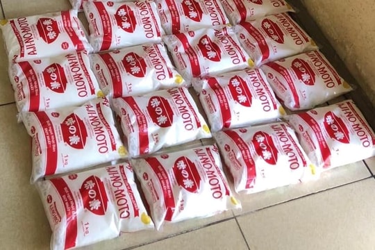 Đột kích một cơ sở, công an tỉnh Hưng Yên triệt phá đường dây sản xuất mì chính giả, tịch thu hơn 1 tấn sản phẩm nhãn hiệu Ajinomoto