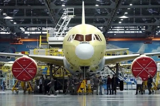 Bị Mỹ và phương Tây cắ đứt một ‘mạch máu’, Nga gặp khó đủ đường