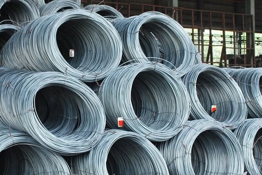 Chuyện gì đây: Doanh nghiệp thép thua lỗ 800 tỷ, cổ phiếu vẫn "thăng hoa" trên sàn chứng khoán