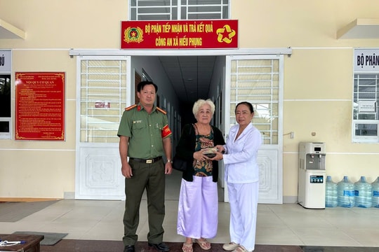 Phát hiện hàng loạt các cọc tiền 200K-500K trên đường đi chợ: Công an xã vào cuộc