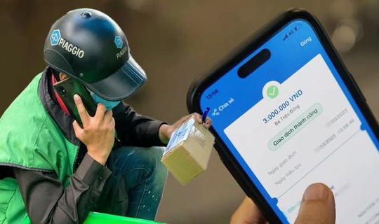 Đã chuyển 1 tỷ đồng nhưng shipper không cho nhận hàng, người phụ nữ Hà Nội báo công an